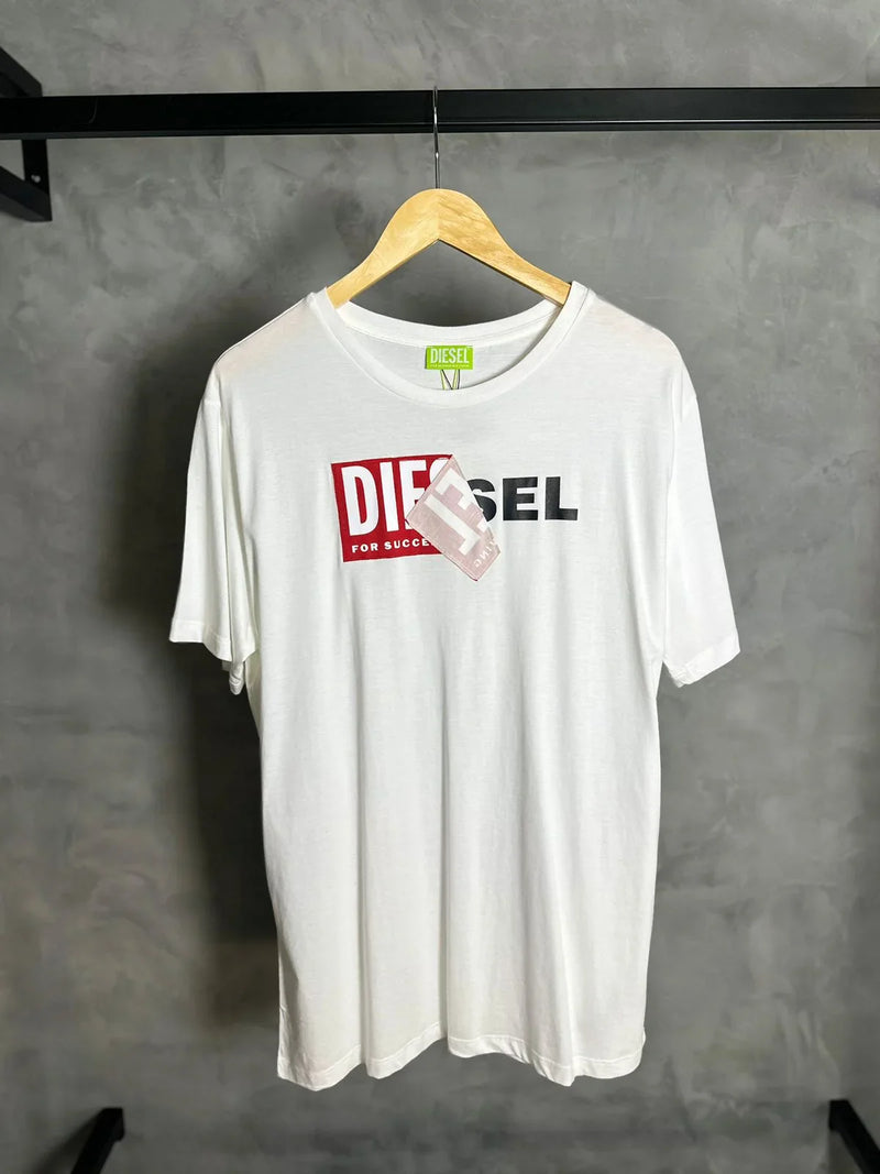 CAMISETA DIESEL ESTAMPA DOBRADA