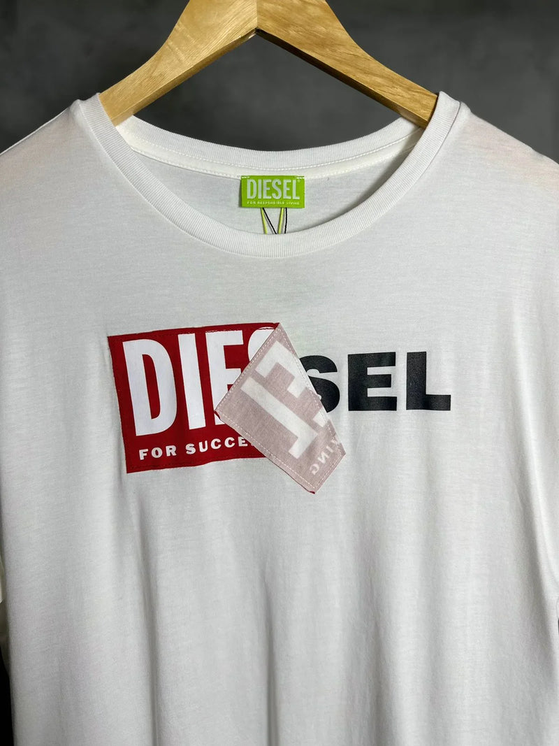 CAMISETA DIESEL ESTAMPA DOBRADA