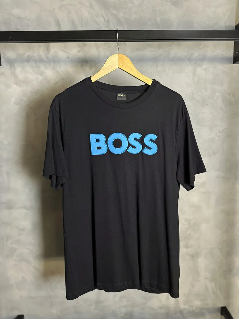 CAMISETA BOSS COM A ESTAMPA AZUL BEBE